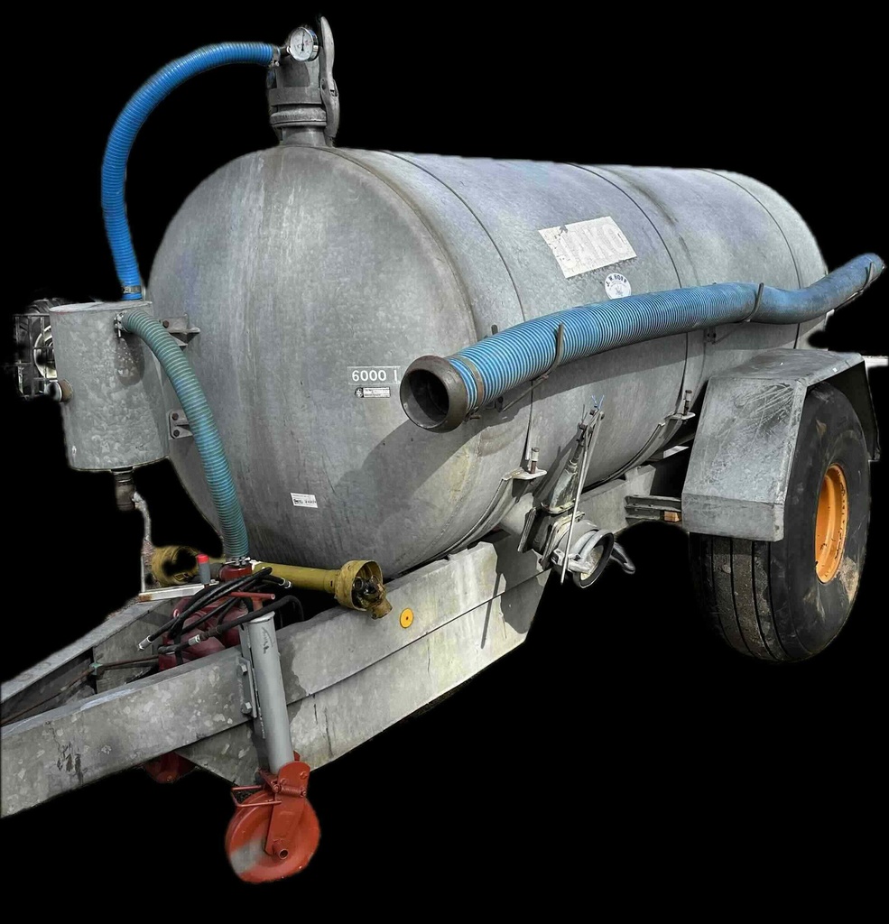 ESTIERCOLERA USADA JAKO 6000 LTS