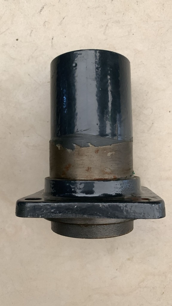 0105.04.04.000 CUBO EJE MANDO 2.10