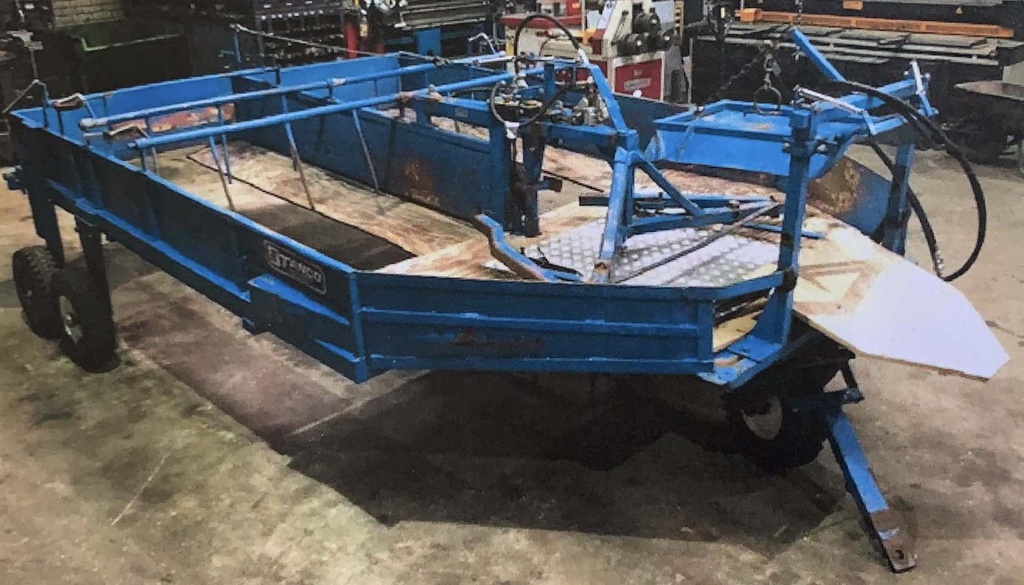 CARRO RECOLECTOR FARDOS CUADRADOS TANCO