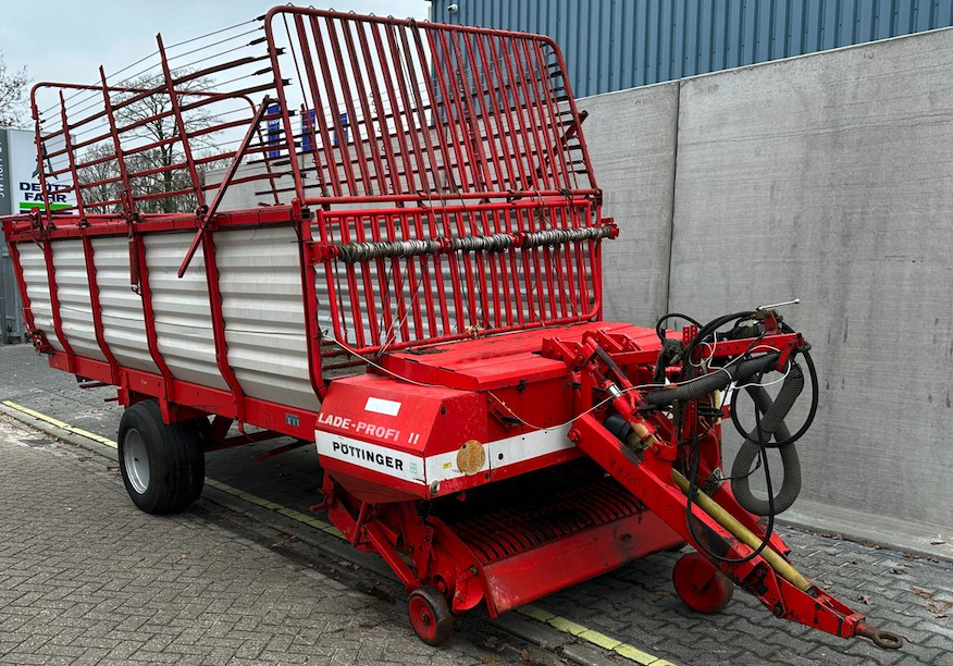 CARRO RECOLECTOR USADO POTTINGER modelo Lade-Profi II
