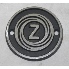 [037787] EMBLEMA CARETA DELANTERA ZETOR